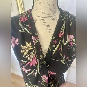 Vince Camuto sleeveless top from Stitch Fix. Size 1X.